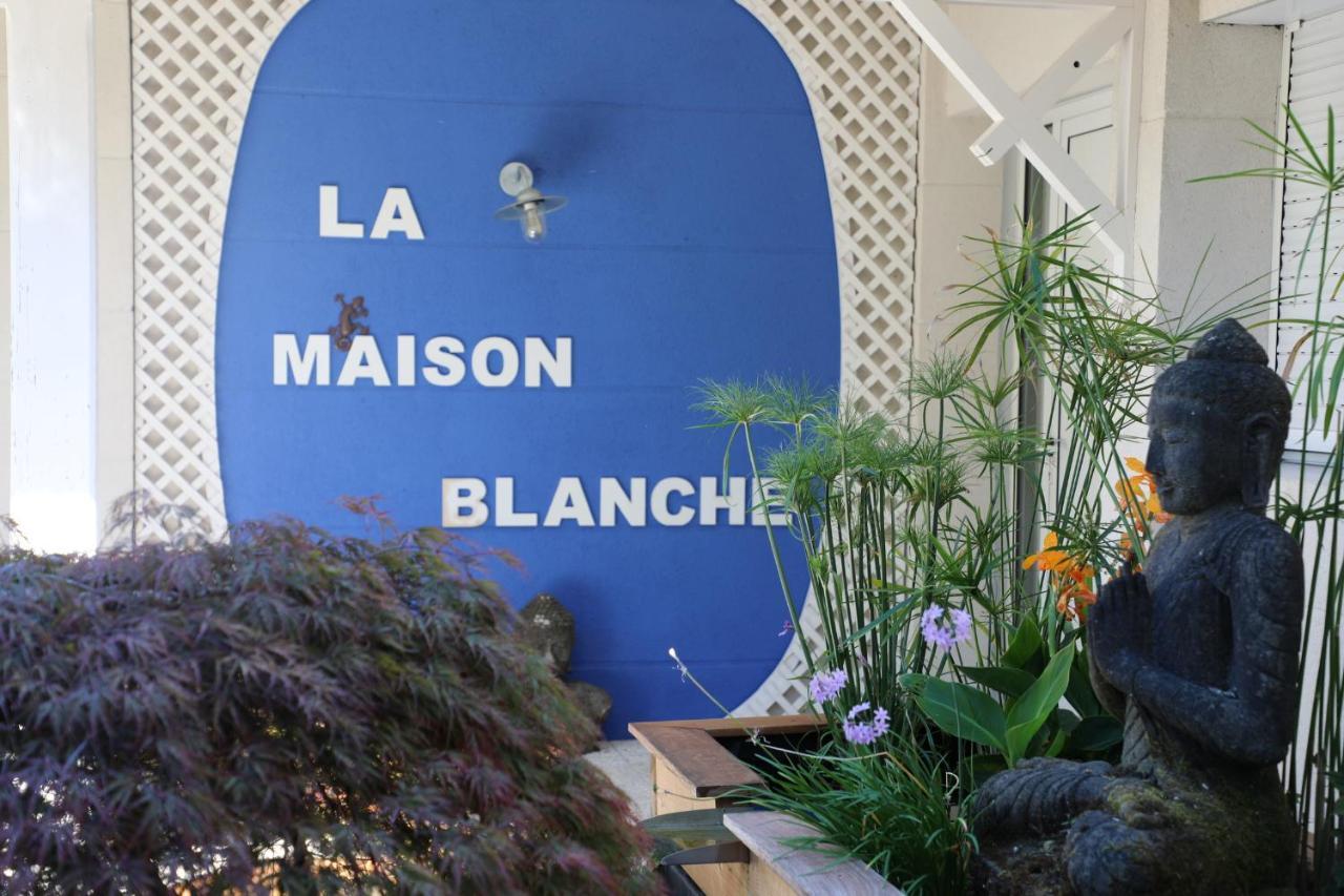 La Maison Blanche De Лантон Екстериор снимка